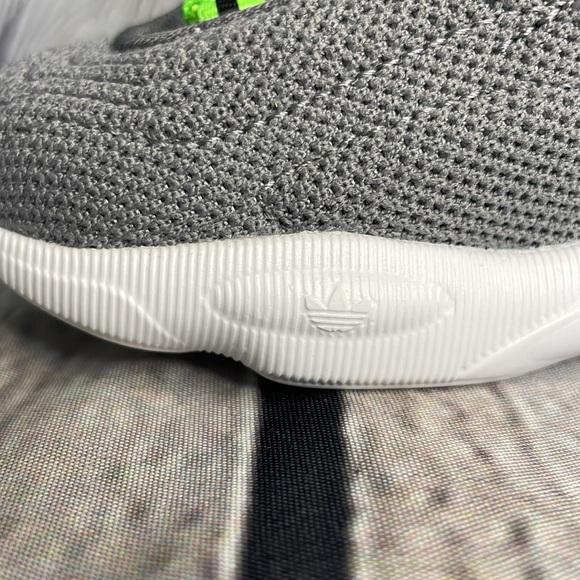 NWT Adidas Adifom SLTN EL I Grey Three Toddler Boy Shoes - Size 4K - Picture 12 of 17